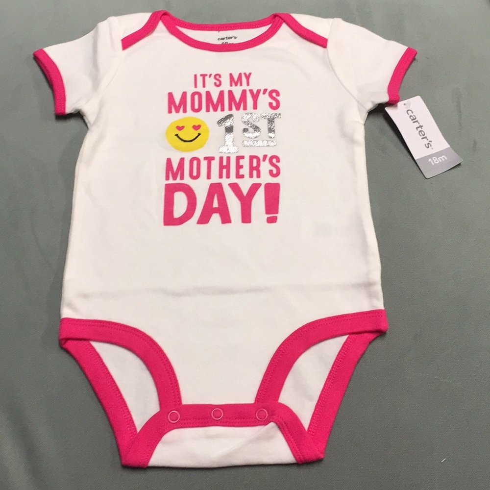BNWT CARTER'S "1ST MOTHER'S DAY" ❤️ONESIE